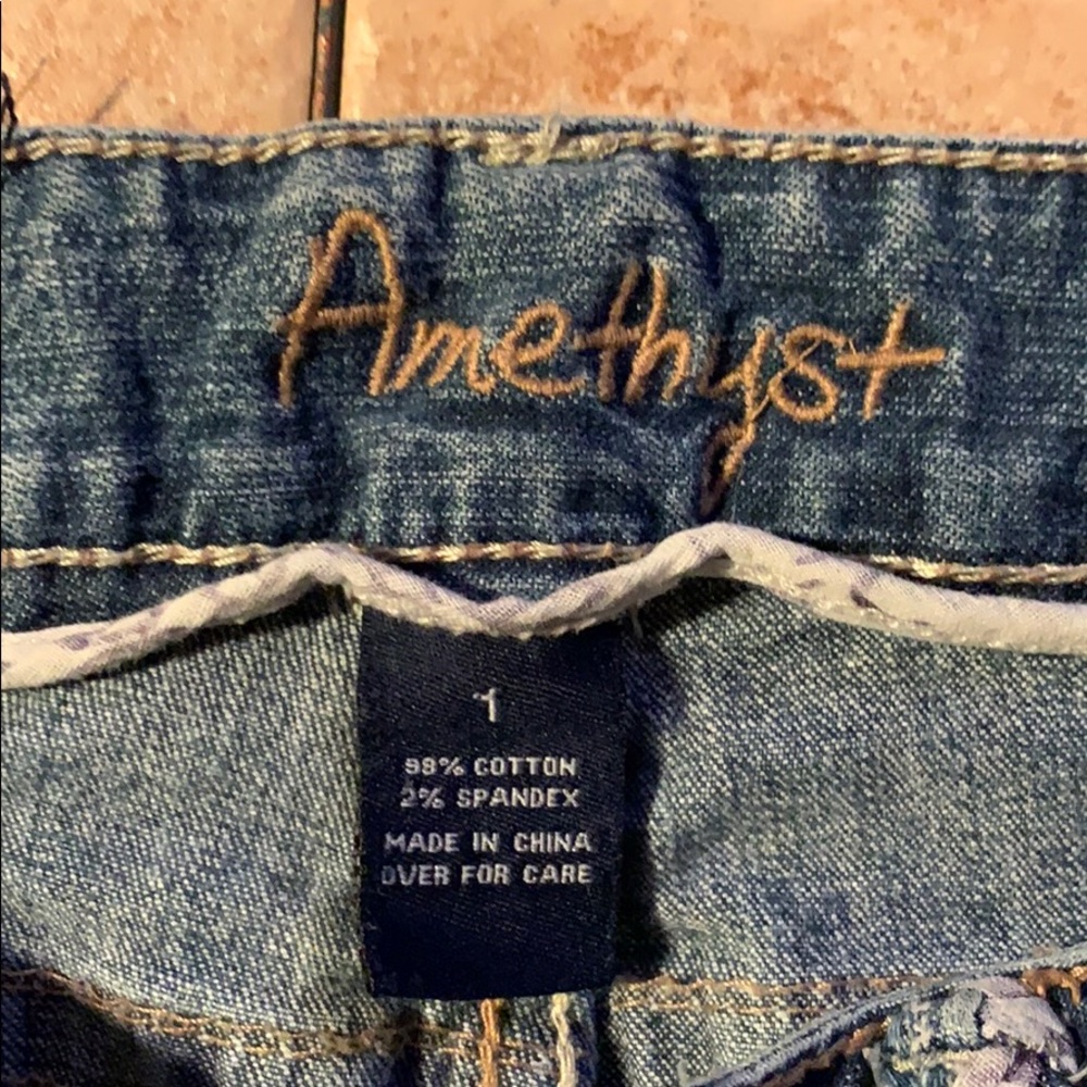 Jeans - Picture 2 of 2